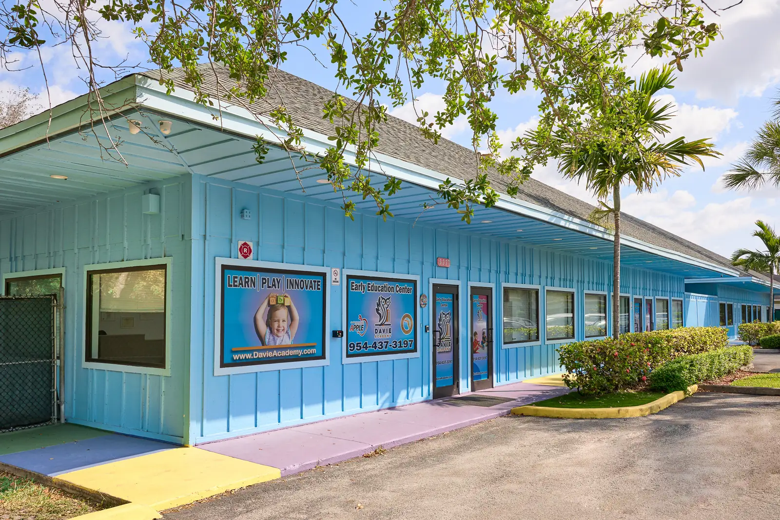 Davie Academy building and entrance